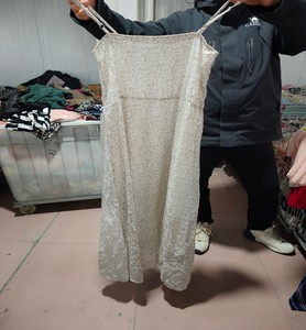 <span class=keywords><strong>Robe</strong></span> <span class=keywords><strong>de</strong></span> soirée en soie d'occasion <span class=keywords><strong>de</strong></span> qualité commerciale, en soie douce, pour cérémonie <span class=keywords><strong>de</strong></span> mariage et soirée formelle, vente en gros - Product Image 6