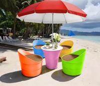 Ensemble de tables et chaises de plage en plastique léger et durable, résistant à l'eau, empilable, facile à transporter, design moderne pour hôtel, couleur lait