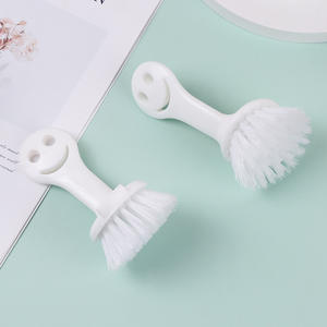 Cepillo de limpieza de fregadero de cocina de plástico creativo al por mayor de fábrica con cerdas de nailon, estropajo para ollas y estufas, origen Xiamen - Product Image 2