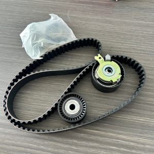 Kit de courroie de distribution de haute qualité K035671XS 130C17529R 16806-00Q0L pour <span class=keywords><strong>LADA</strong></span>/<span class=keywords><strong>DACIA</strong></span>/RENAULT - Product Image 6
