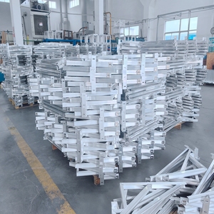 Maßgefertigte Hochleistungs-Schweißaluminium-Halterungen zur Wandmontage für Split-Klimaanlagen - Product Image 4