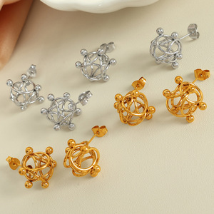 Boucles d'oreilles clous tendance en acier inoxydable doré PVD avec zircon, motif géométrique 3D en forme de boule, pour femme |   Durable et imperméable - Product Image 2