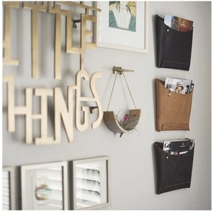 Bolsa de almacenamiento creativa para pared, estantería/organizador de pared de cuero PU, adecuada para guardar teléfonos móviles y otros objetos pequeños. - Product Image 4