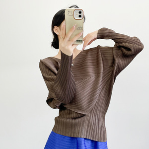 Camicetta Elegante da <span class=keywords><strong>Donna</strong></span> a Tinta Unita con Pieghe, Collezione Primavera 2026, Top a Strati con Collo Tondo e Maniche Lunghe, Slim Fit - Product Image 5