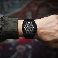 Jam Tangan Kronograf Kuarsa Pria Tiga Sub Dial Jendela Tanggal Dial Hijau Casing Dua Warna Tali Silikon Modern