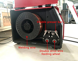 Machine de soudage laser à fibre JL 1064nm, refroidie par air, en acier inoxydable, haute précision, type armoire fermée - Product Image 4