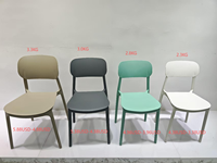 Chaise de salle à manger empilable sans accoudoirs de style victorien pour la maison, le bureau et l'extérieur