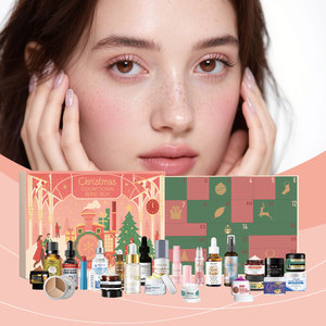 Boîte à maquillage surprise de Noël, maquillage avec plusieurs combinaisons, cadeau surprise, boîte à beauté surprise de Noël - Product Image 1