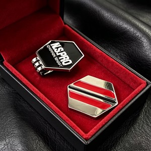 Coffret Cadeau Personnalisé de Marqueurs de Balle Magnétiques pour Chapeau de Golf avec Logo Gaufré Double Face – Souvenirs de Tournoi et Cadeaux Promotionnels - Product Image 1