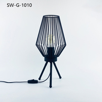 Lampe de table européenne moderne, portable, en métal noir, E27, cage, lampe de bureau, lampe de chevet LED pour chambre à coucher