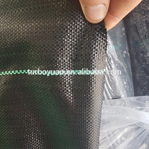 Toile anti-mauvaises herbes en plastique noir tissé PP / Tissu anti-mauvaises herbes traité aux UV, découpe pour le contrôle des mauvaises herbes en agriculture, Chine - Product Image 2