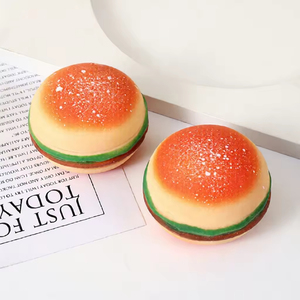 Balle anti-stress en caoutchouc en forme de hamburger à presser pour enfants et étudiants - Vente en gros - Product Image 4