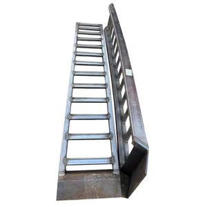 รางบันไดเหล็กแมงกานีสสำหรับการสำรวจเครื่องจักรทางวิศวกรรมและแท่นขุดเจาะ - Product Image 1