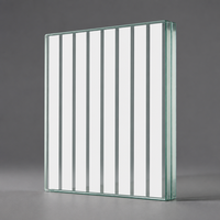 Verre feuilleté trempé sérigraphié sur mesure avec motifs et couleurs personnalisés pour les projets architecturaux à grande échelle