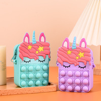 Portefeuilles pour femmes, mini sacs à main avec jouets de décompression, porte-clés Stitch et porte-clés de sac à main