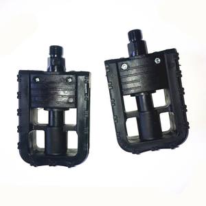 Pedales plegables para bicicleta, plástico, antideslizantes, con eje de acero, color negro, para bicicletas de montaña, multiusos - Product Image 4