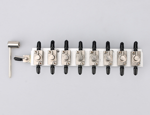 วาล์วหมึกสแตนเลสคุณภาพสูง 8 วาล์ว รุ่น JH-M-108 สำหรับควบคุมสายหมึกเครื่องพิมพ์ยูวี - Product Image 2