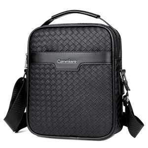 Venta al por mayor <span class=keywords><strong>de</strong></span> cuero PU <span class=keywords><strong>de</strong></span> lujo barato impermeable cuaderno <span class=keywords><strong>de</strong></span> lujo <span class=keywords><strong>de</strong></span> viaje lateral Cross Body hombres hombro mensajero bandolera Sling bolsas - Product Image 1