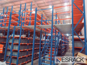 سعر رفوف من الفولاذ للأسطح العلوية لمستودعات الخدمة المخصصة نظام رفوف أعمدة صناعية للمستودعات من الطوابق الثلاثة رفوف أساسية - Product Image 5