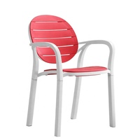 Chaise en plastique en maille de rotin respirante empilable pour l'extérieur, le jardin et la maison
