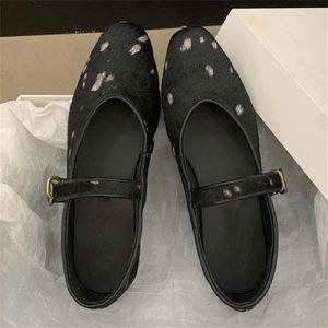 2025 Women's High Quality Summer Casual Leopard Print Flat <b>Sandals</b> <b>Closed</b> <b>Toe</b> Breathable Mesh Anti-Slip for Autumn Spring - Product Image 2
