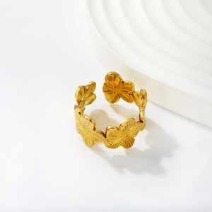 Bagues tendance en acier inoxydable au design géométrique ouvert, ensemble de bijoux pour femme au quotidien - Product Image 4