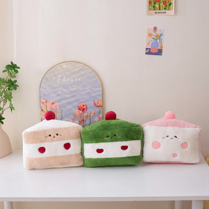 Venta al por mayor cumpleaños celebración pastel Plushie Buddies <span class=keywords><strong>peluche</strong></span> crepé pastel muñeca - Product Image 4