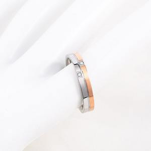 yunnique <b>Couple</b> <b>Rings</b> Titanium Steel Rose Gold Diamond Setting Wedding Jewelry Unisex Geometric Design - Product Image 3