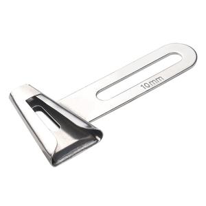 Daewoo DAYU406 Machine à coudre à engrenages industriels authentique Extracteur de baril d'oreille pour boucle de pantalon-Modèle Ma <span class=keywords><strong>Wang</strong></span> Kansai - Product Image 1