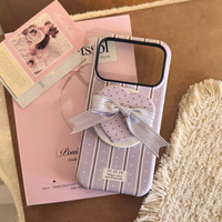 Coque de téléphone rayée crème avec nœud en forme de cœur pour iPhone 17 Pro Max 16 avec support magnétique intégré, style tendance 15