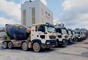 Camión Mezclador de Concreto de Segunda Mano Marca Zoomlion 2021, 12 Metros Cúbicos, Bomba de Concreto, Directo de Fábrica, Motor Alemán MAN, Chasis Howo 1000 - Product Image 2