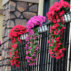 Panier de fleurs artificielles en rose de Ning Chen, en plastique, à suspendre au mur, décoration intérieure, 127g - Product Image 1