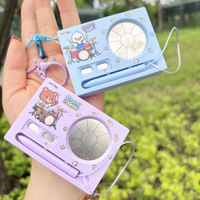 Eğlenceli Klasik Radyo Retro Teyp Kaydedici Plastik Çiftler İçin Hediye Anahtarlık Mini Kaydedilebilir Hafif Özelleştirilebilir Renkli Kolye