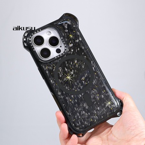 Coques de téléphone en fibre de carbone Forge pour iPhone 16 14pro Max Aimant Noir Housse pour iPhone 16pro Max 13 Pro Max 15pro Housse arrière - Product Image 1