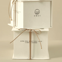 Boîte en carton exquise à la mode Boîte d'emballage de bougie parfumée haut de gamme Boîte-cadeau en papier de stockage de parfum de luxe avec inserts