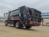 Camion compacteur de déchets Dongfeng D6 de 7 mètres cubes, véhicule léger de compression hydraulique des déchets