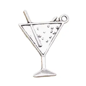 Charms beach dread drink champagne 30x23mm ciondoli Color argento tibetano gioielli antichi fai da te fatti a mano