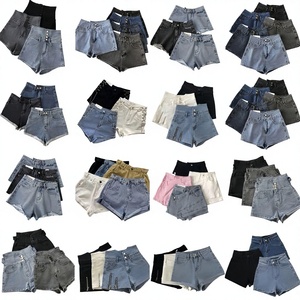 Nouveaux shorts en <span class=keywords><strong>jean</strong></span> rétro taille basse à boutons pour femmes, vêtements d'été frais et respirants, mode sexy, vêtements de rue pour femmes, vente en gros - Product Image 1