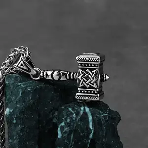 Collier pendentif en acier inoxydable pour hommes, mythologie nordique, Viking, marteau de Thor, collier Punk, nœud celtique, bijoux