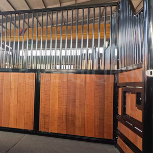 حظائر خيول مؤقتة ومحمولة بباب منزلق مقاس 3.6 × 3.6 متر، ألواح حظائر مؤقتة لاسطبلات الخيول - Product Image 4