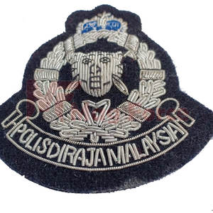 Venta caliente Bordado a mano Lingote Alambre Fancy Blazer Insignias Precio al por mayor Insignias Hecho en Pakistán - Product Image 2