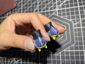 รองเท้าฟุตบอลจิ๋วแฮนด์เมด รุ่นโรนัลโด้ แอสซันเนอร์ 14 แบบจำลองความละเอียดสูง รองเท้าผ้าใบ 3 มิติ สำหรับคริสเตียโน โรนัลโด้ กลับสู่แมนเชสเตอร์ - Product Image 3