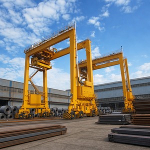 Grue portique sur pneus de 20 tonnes, portée de 30 m, hauteur de levage de 18 m, électrique ou diesel, pour la manutention sur site minier - Product Image 5
