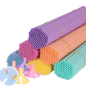 Vente en gros d'accessoires pour ballons de 32 à 40 cm, bâtonnets en <span class=keywords><strong>plastique</strong></span> pour ballons, tiges de support pour ballons en latex - Product Image 4