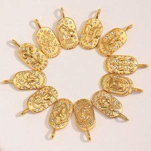 Set di ciondoli d'oro segno zodiacale Dreamidea | Ciondoli incisi ispirati all'<span class=keywords><strong>astrologia</strong></span> per gioielli personalizzati - Product Image 4