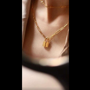 Joolim Schmuck Hochwertige 18K Vergoldete Vorhängeschloss-Halskette Gliederkette Edelstahl-Halskette - Product Image 3