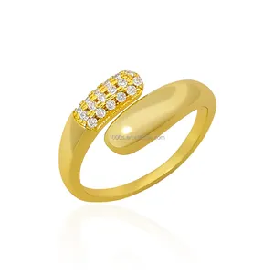 Neuzugang Messingring mit Zirkone 18K Gold vergoldetes elegantes Design für Damen Mädchen Party Geschenk modischer Schmuck