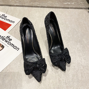 Moda coreana a punta bocca bassa <span class=keywords><strong>tacco</strong></span> alto farfalla netto rosso sexy <span class=keywords><strong>tacco</strong></span> sottile banchetto <span class=keywords><strong>scarpe</strong></span> singole donne - Product Image 4