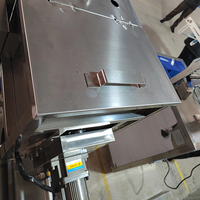Machine de remplissage entièrement automatique pour liquides (gelée, sauce, jus de fruits, ketchup, huile de cuisson), sachets Doypack, lessive, et emballages alimentaires en papier.