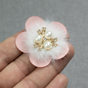 Aplique de Flores con Perlas Personalizadas, Brillantes, con Lentejuelas, Bordado a Mano en 3D, Decorativo, con Cuentas y Pedrería - Product Image 4